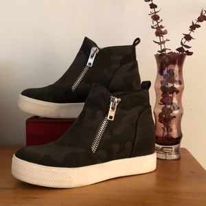 Steve Madden Camouflage Wedgie Bootie